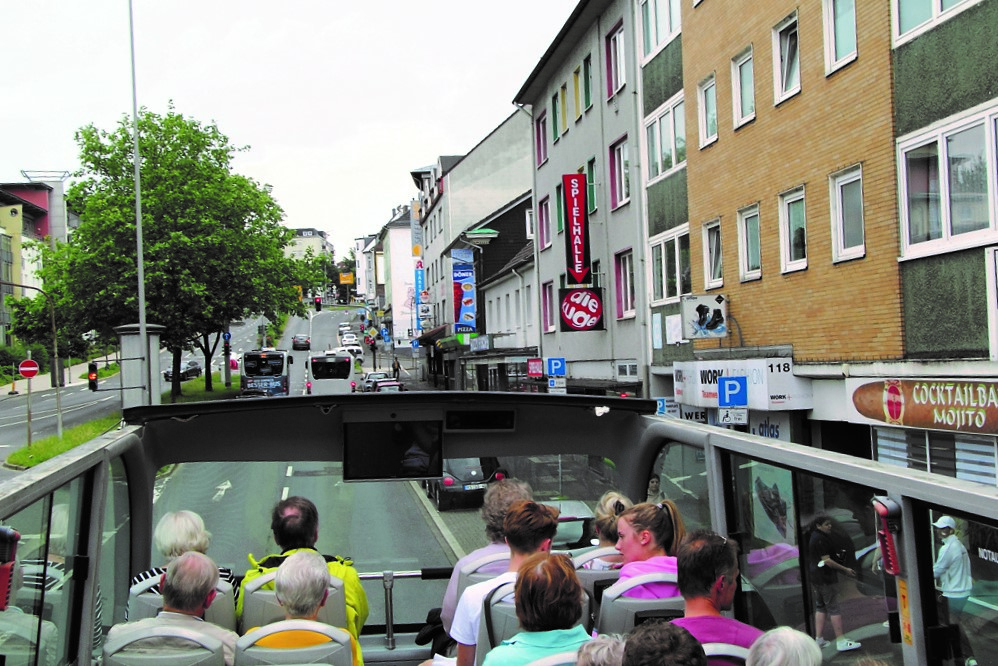 Cabriobus Remscheid -Auf der Bismarckstraße
