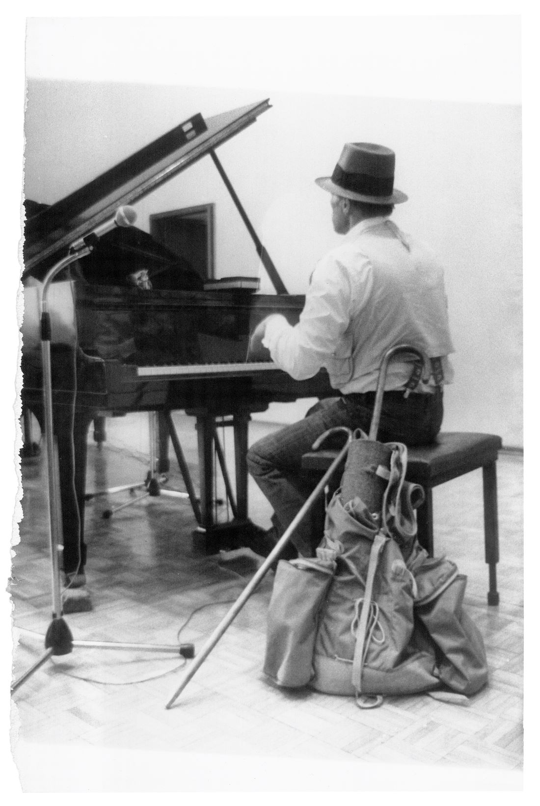 Joseph Beuys am Klavier